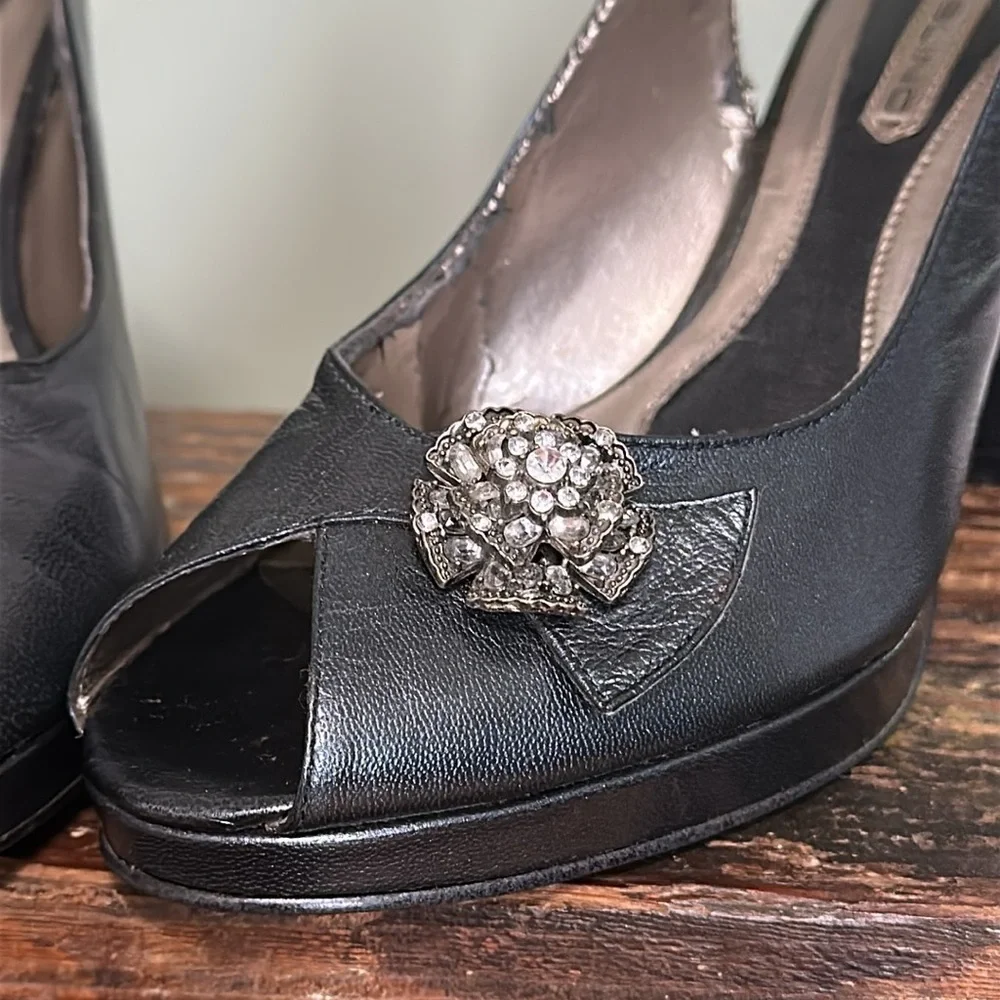 BANDOLINO Karmina Navy Slingback Heels - Peep Toe with Nickel & Crystal Rosette